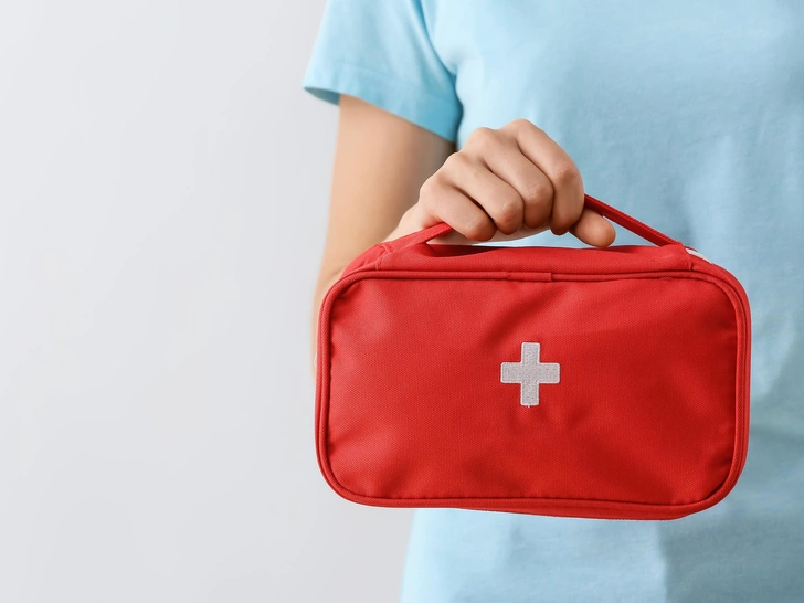 응급 상황에서 당황하지 않는 법: 가정용 구급함의 올바른 구성